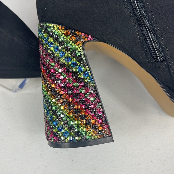 Betsey Johnson Women's Raylan Booties Sz-6 NIB - Picture 3 of 12